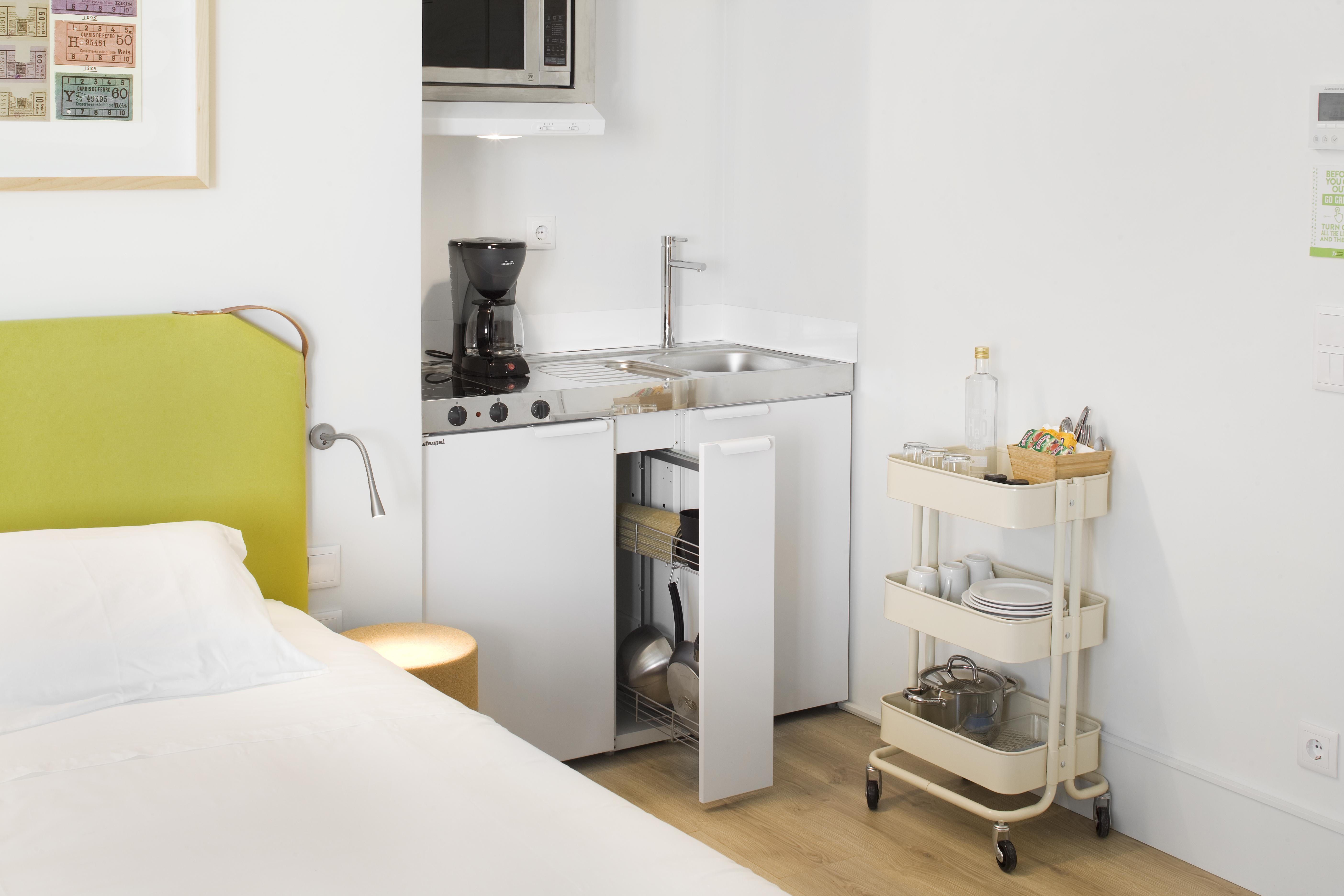 Apartment Ascensor Da Bica - Serviced *